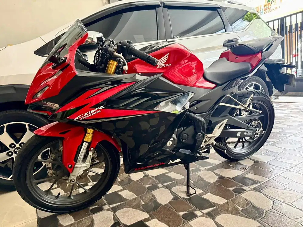 JUAL CBR 150 R ,PEMAKAI DARI BARU, ,BPKB an sendiri
