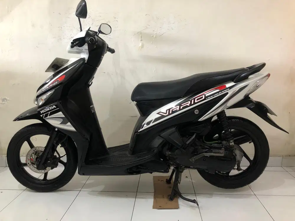Honda Vario CW Th.2010 Hitam putih!!