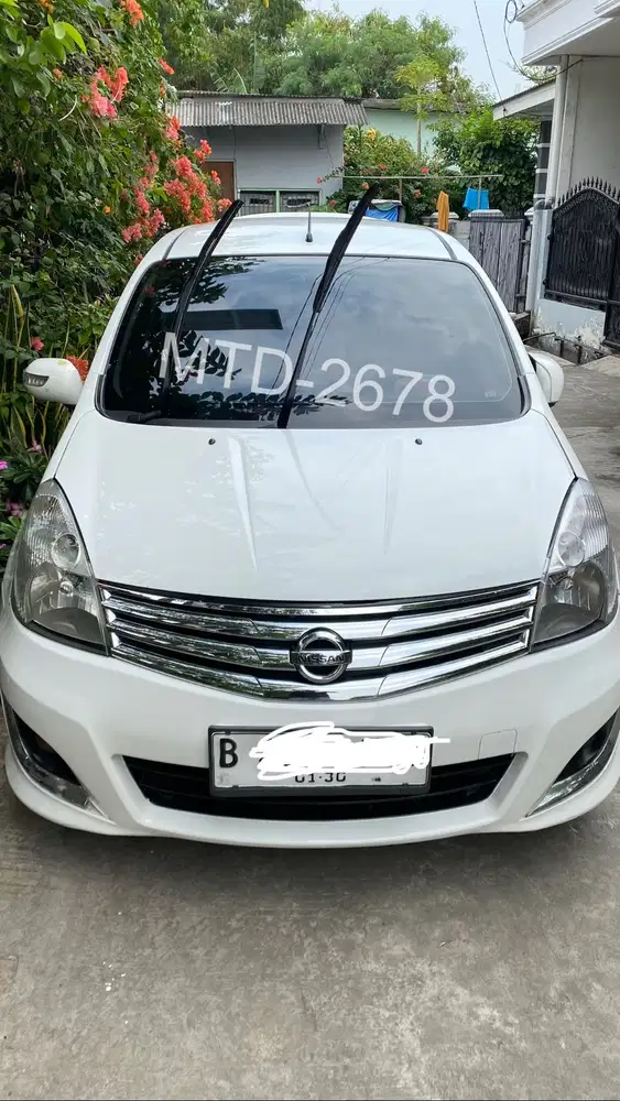 Grand Livina Ultimate 1.5 AT (2013)