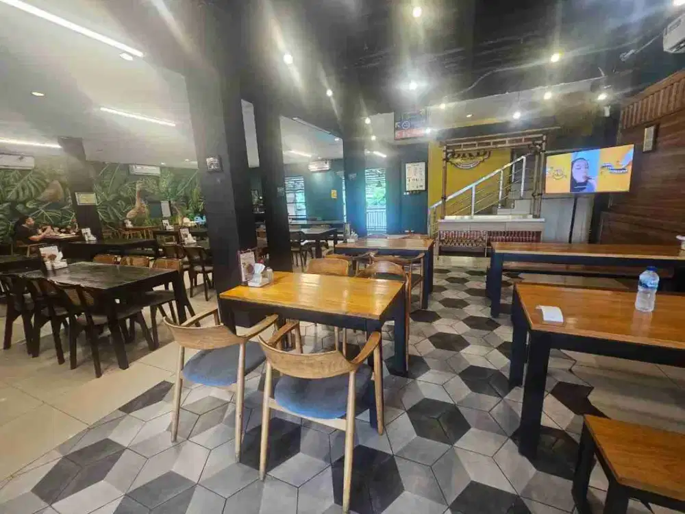 Ex Resto Di Pinggir Jl. Fatmawati, Jakarta Selatan