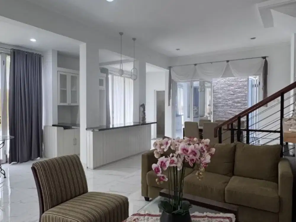 Rumah Fully Furnished di Kebayoran Terrace BIntaro Sektor 7