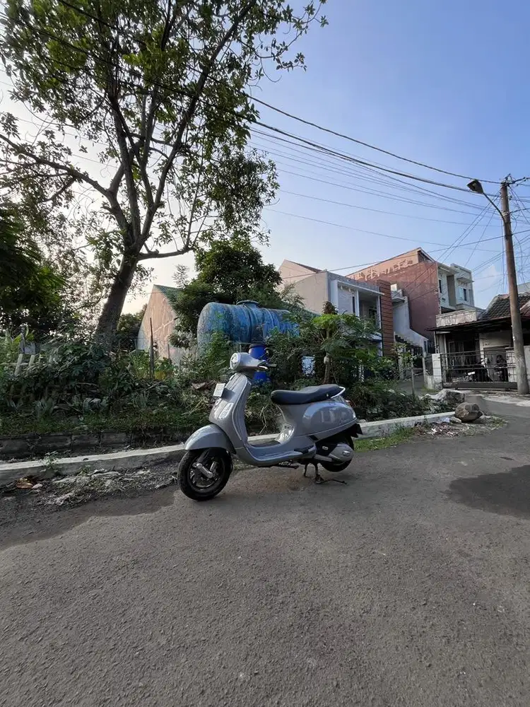 Vespa LX 125 Facelift 2024