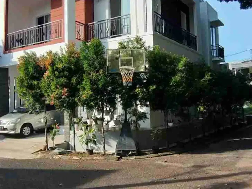 Graha Raya Rumah Hoek di Bintaro Jaya Tangerang Selatan