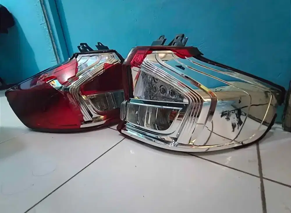 Stoplamp all new ertiga GL (ORI) + Mika Baru