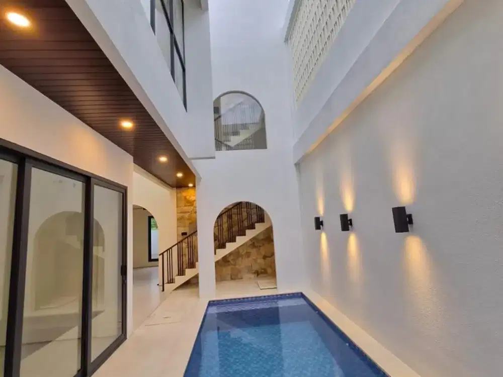 Villa 2 Lantai + Rooftop Ocean View Dijual, di Dharmawangsa Nusa Dua