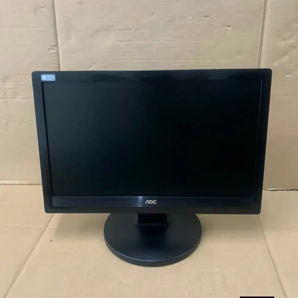 Monitor 16 Inch Murah Berkualitas – Stok Beragam Brand, Siap Digunakan