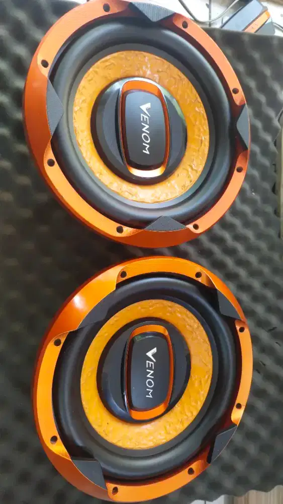 Subwoofer venom turbo