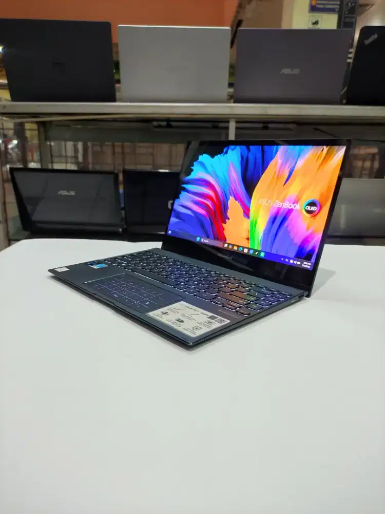 asus zenbook flip ux363e Oled i7 1165g7 16gb 512gb touchscreen fave id