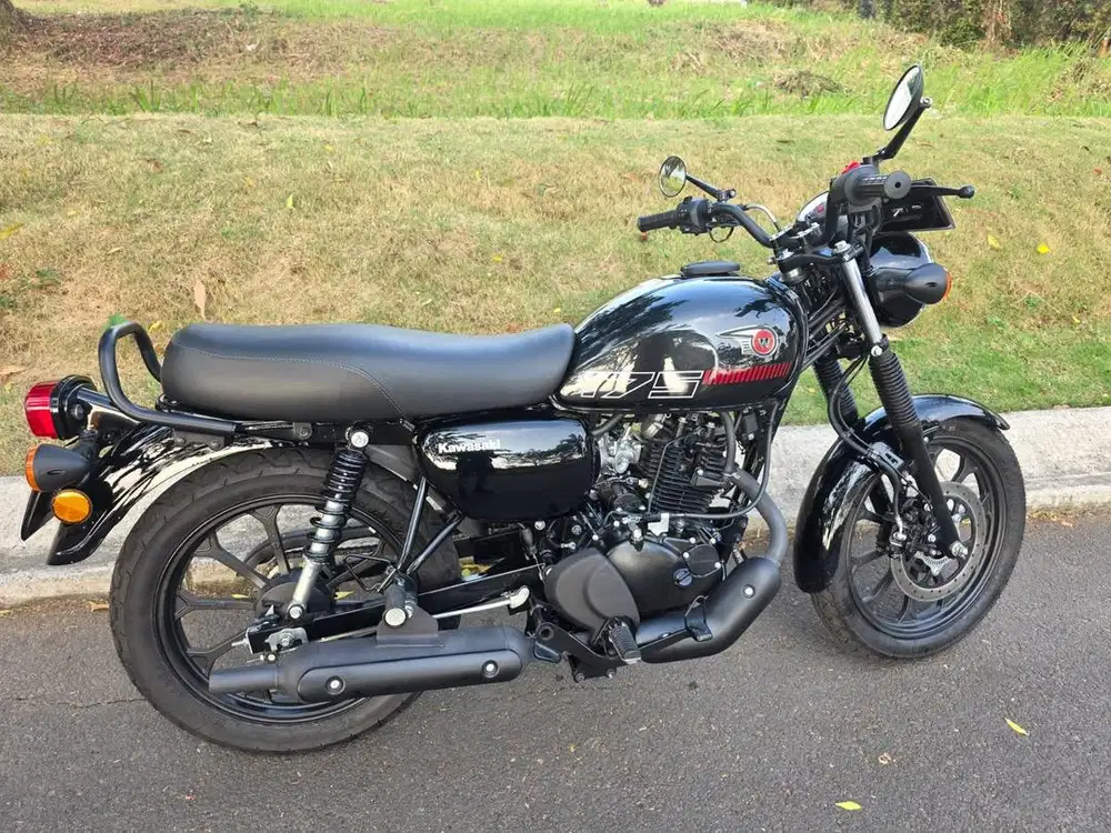 Motor Ganteng Kawasaki W175