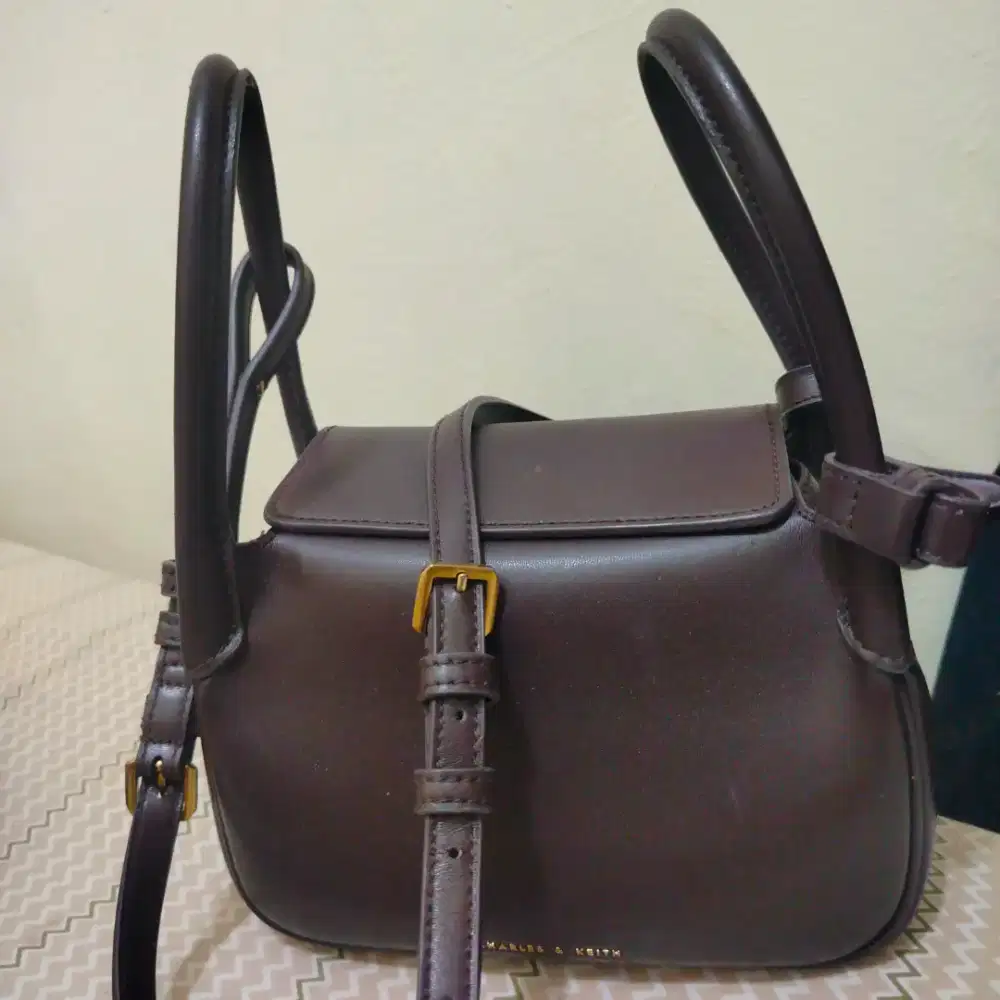 prelove Charles & keith