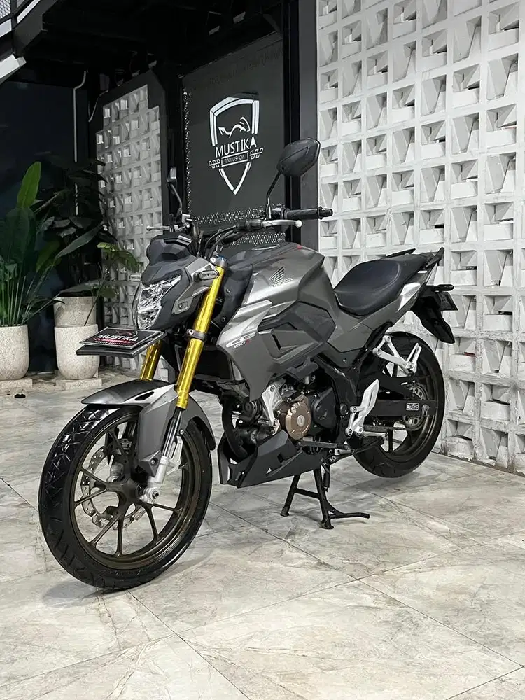 Stok Terbatas!!Honda CB 150R th 2022 - Ayu Mustika