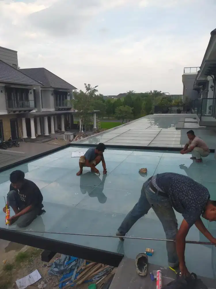 Kanopi kaca tempred glas