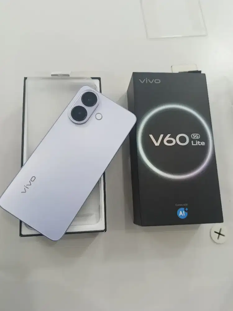 vivo V60 lite 8/265 GB 5G