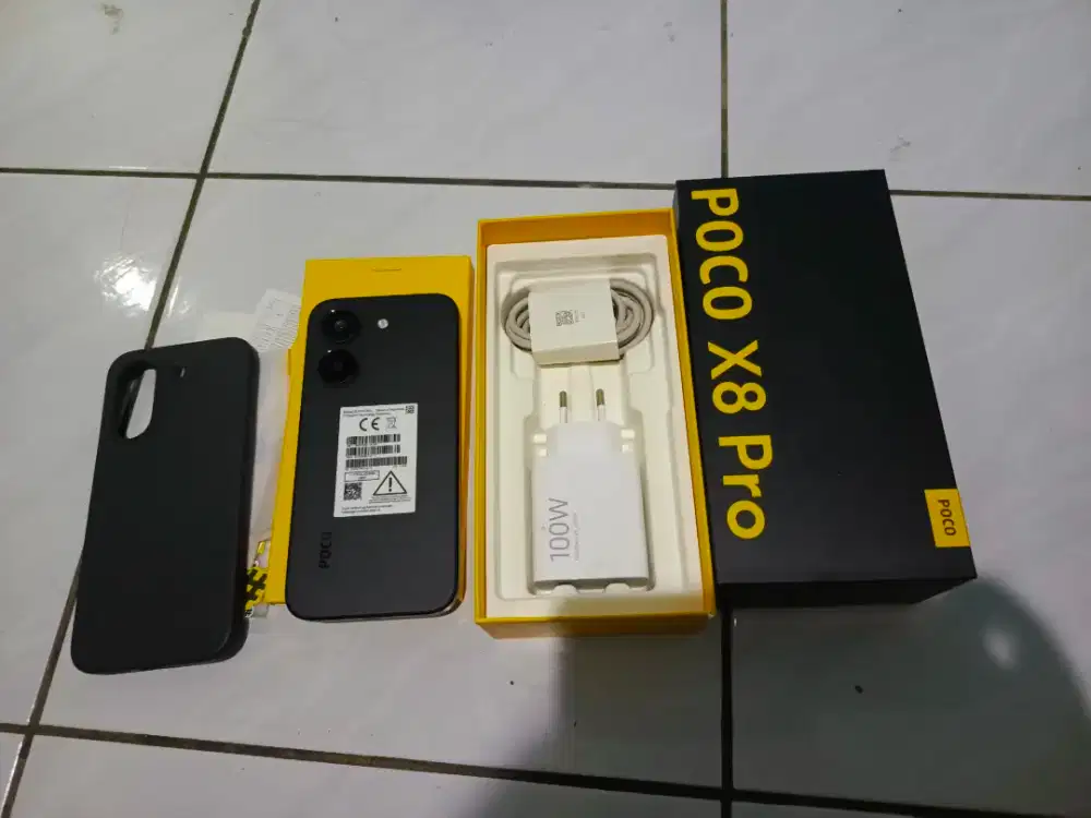 Poco x8 pro ram 12/512 gb second fullset 3 bln pakai