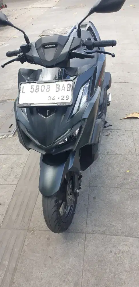 Vario 160 th 2023 istimewa km 12rb pjk  baru 04-2027