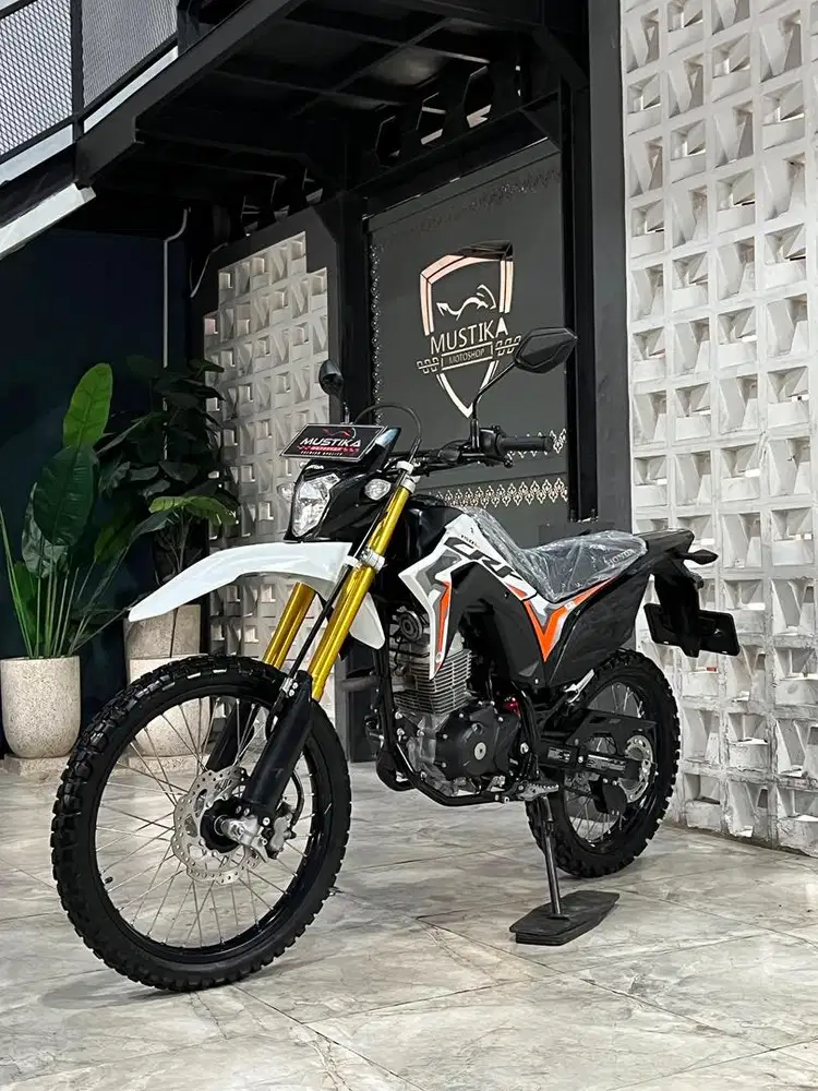Terbatas!!Honda CRF 150 th 2024 - Ayu Mustika
