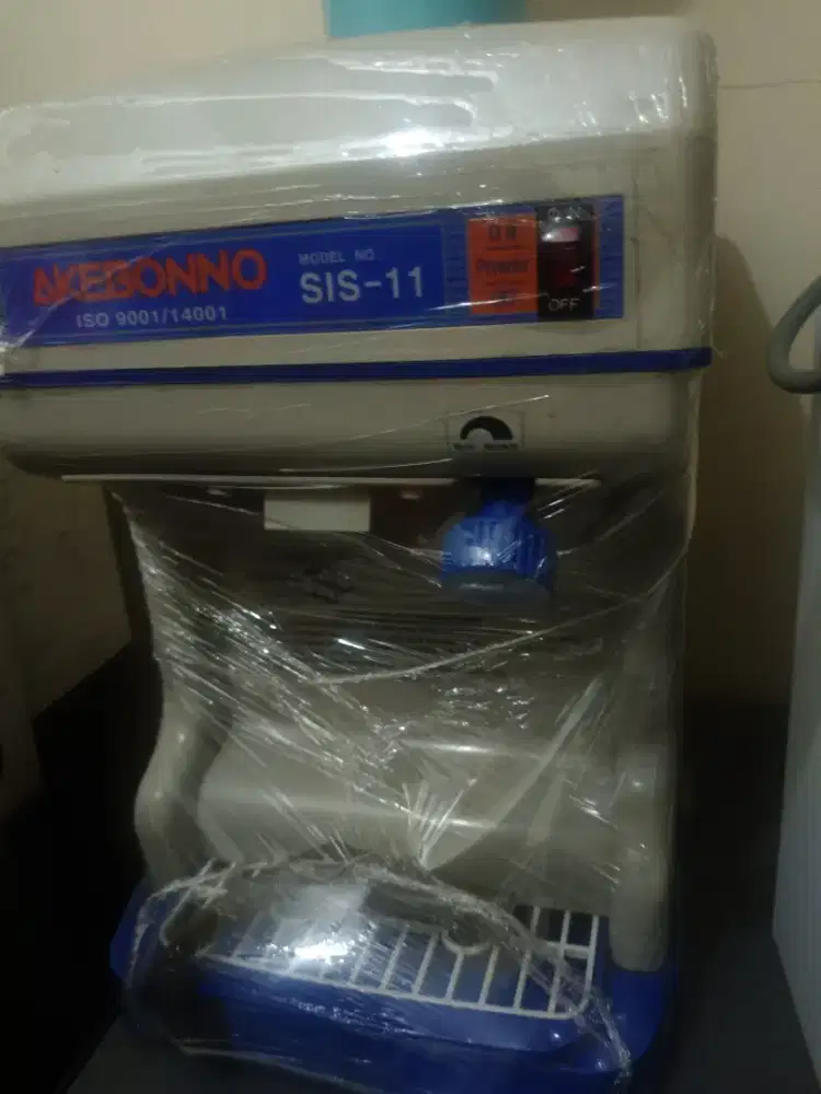 Mesin ice salju merk akebono
