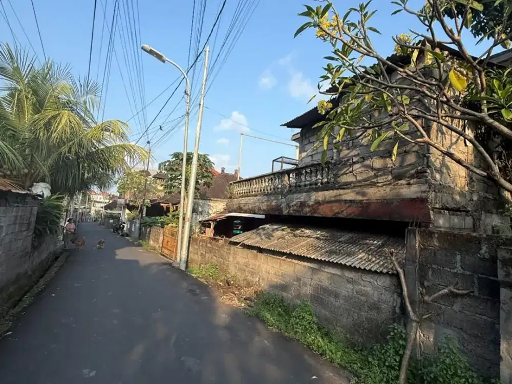 Dijual Tanah Premium di Muding Kerobokan dengan Bangunan dan Frontage 16 Meter Cocok untuk Rumah maupun Usaha