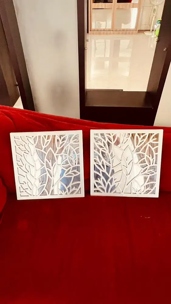 Cermin Wall Decor