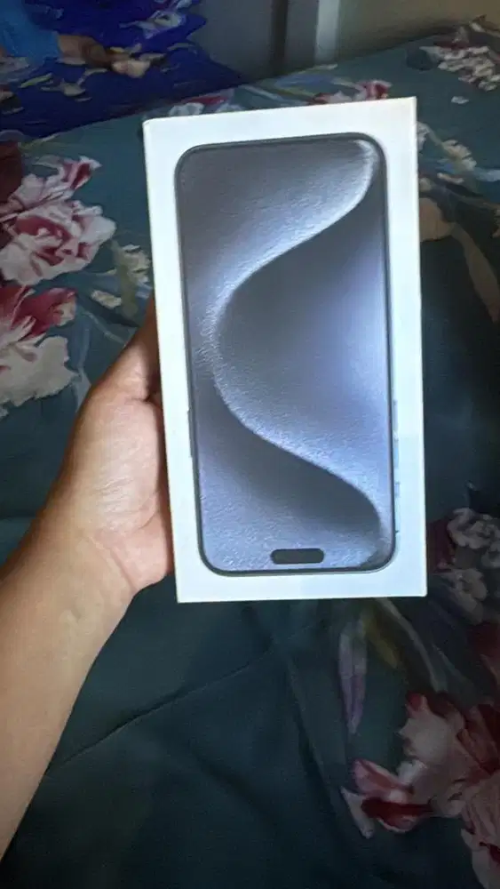 Jual second iphone 15 pro max 256 GB