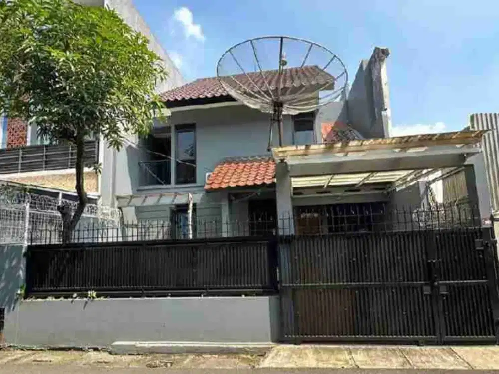 Rumah 2,5 Lantai Dekat Senopati Kebayoran Baru