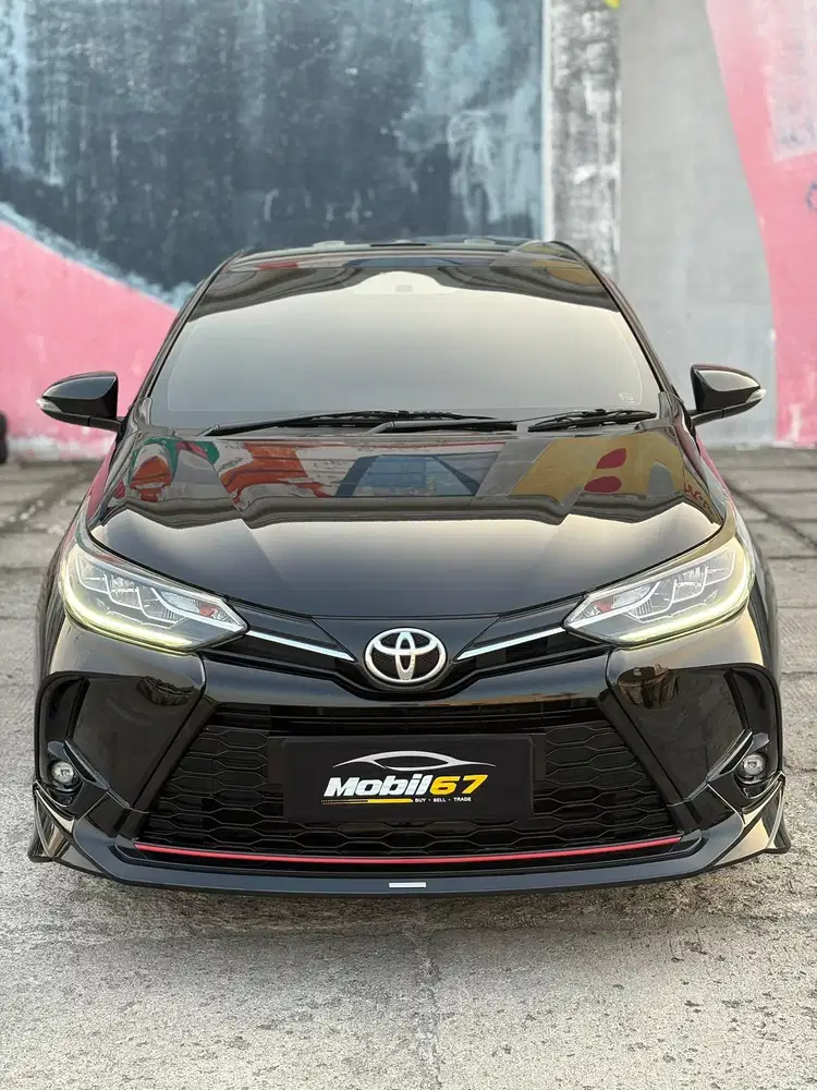 TOYOTA YARIS S TRD 2021 KM LOW!!
