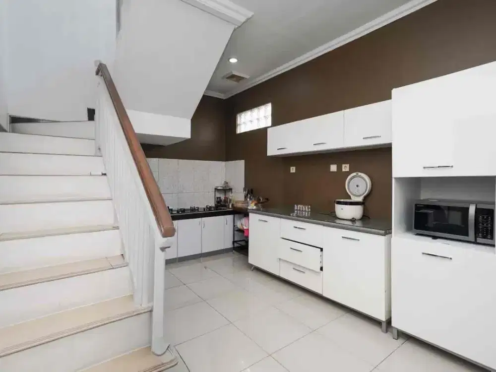 Dijual Rumah Cibubur Villa 2 dekat LRT Harjamukti Cibubur
