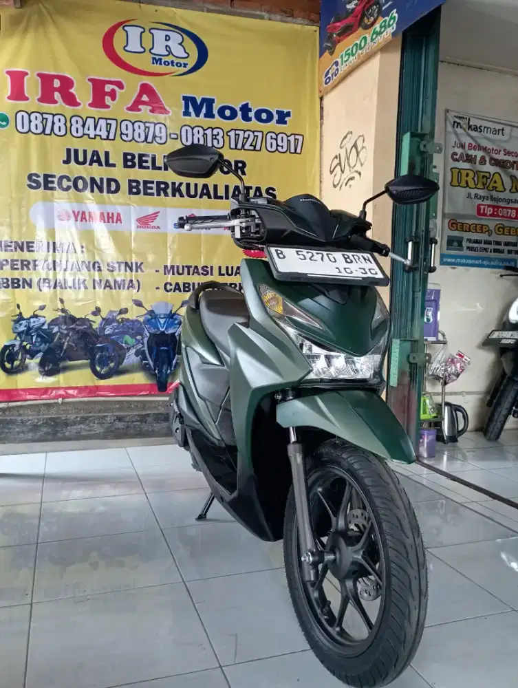 KM 700 perak HONDA Beat Deluxe 2025 like new