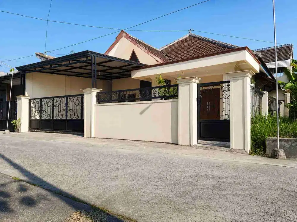 Rumah 6 Kamar Dekat Exit Tol Kartasura - Pucangan, LT 243 m², Harga 1,2 M Nego