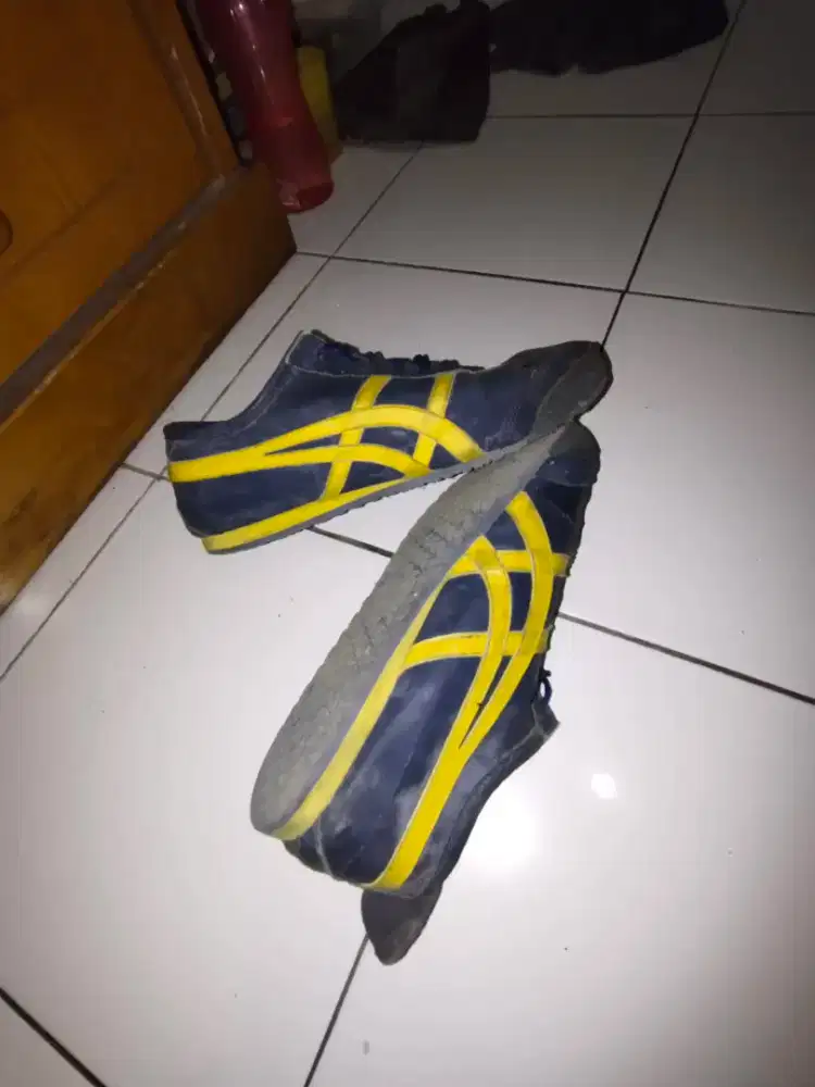 Sepatu onitsuka tiger