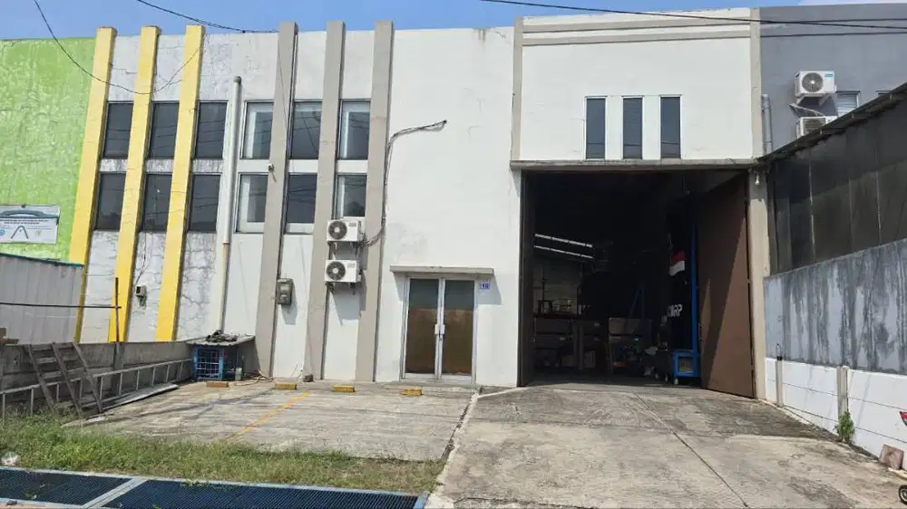 Jual Gudang Bizhub Ada Kantor 2 Lantai, Akses Kontainer 40 Feet