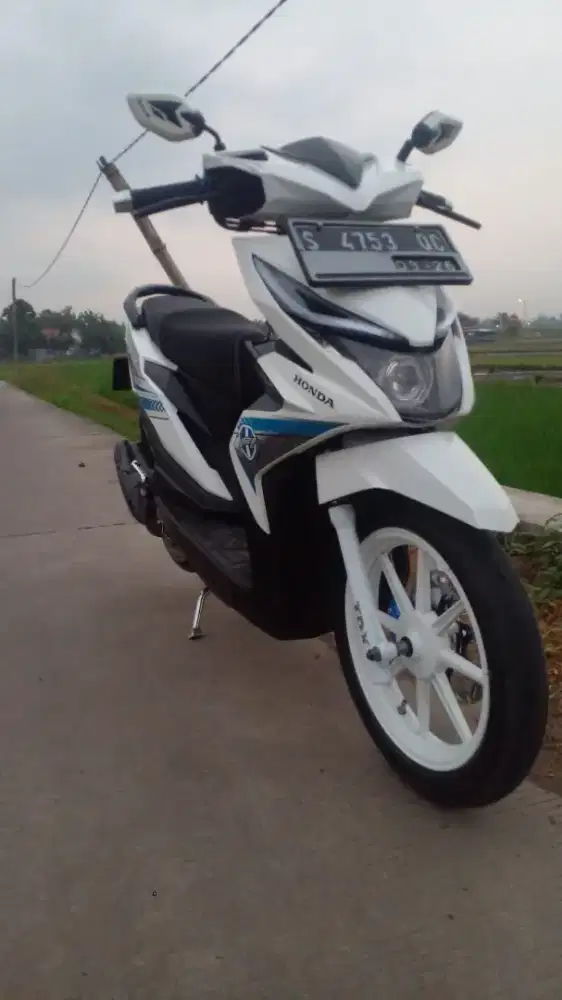 Di jual motor beat echo tahun 2016
