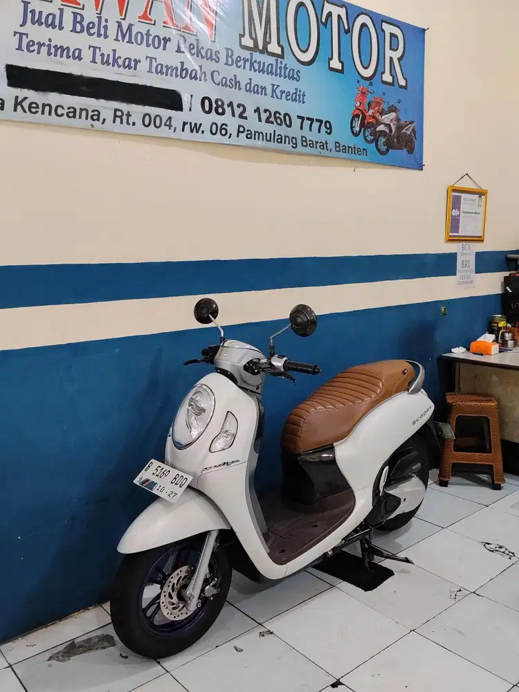 # HONDA SCOOPY FRESTIGE 2021