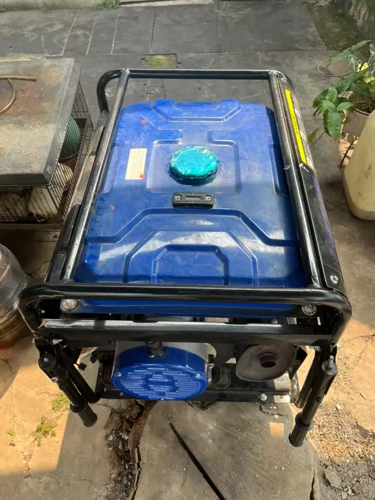 Genset bagus dijual. Iseng