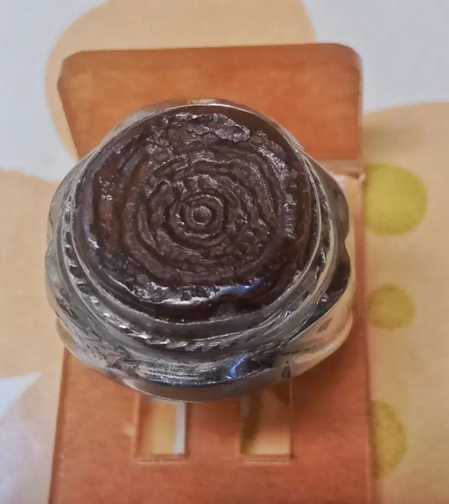 Cincin puser bumi