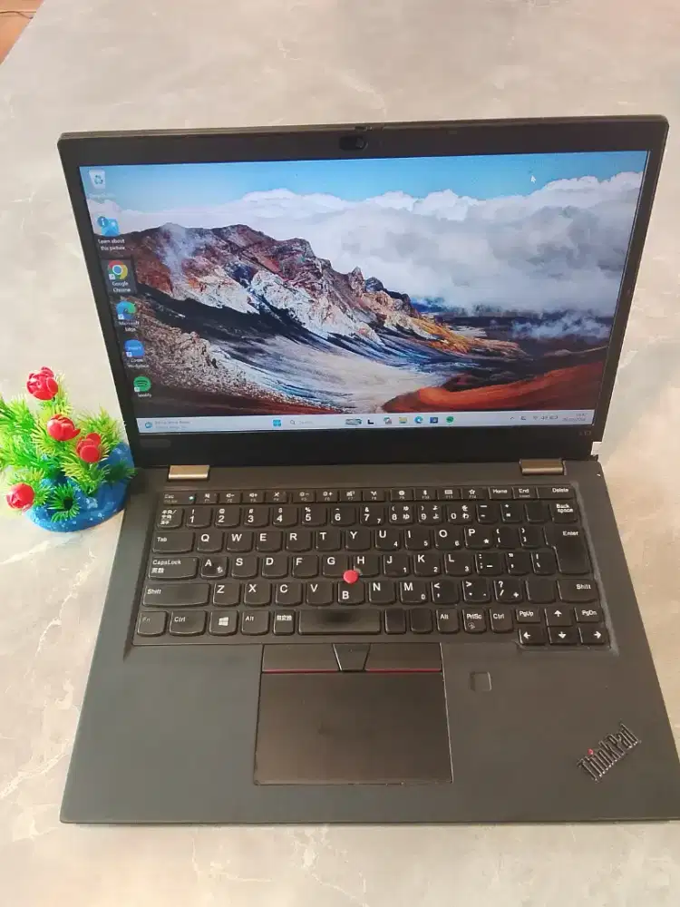 ​ThinkPad: Simpel, Hitam, Produktif.