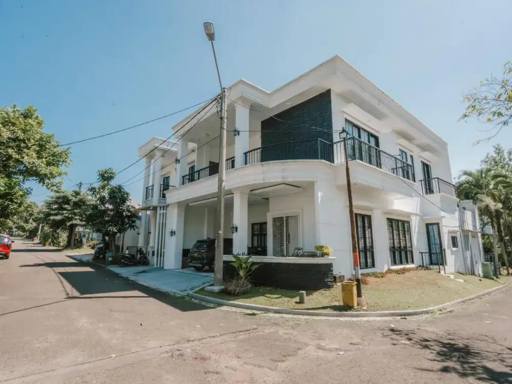 Dijual Cepat Rumah Mewah Harga Murah Bergaya American Classic Dengan View Gunung Pancar di Sentul City