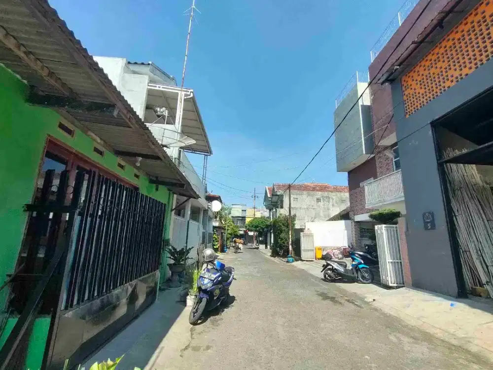 Rumah Hitung Tanah Bunga Cengkeh Suhat Kota Malang
