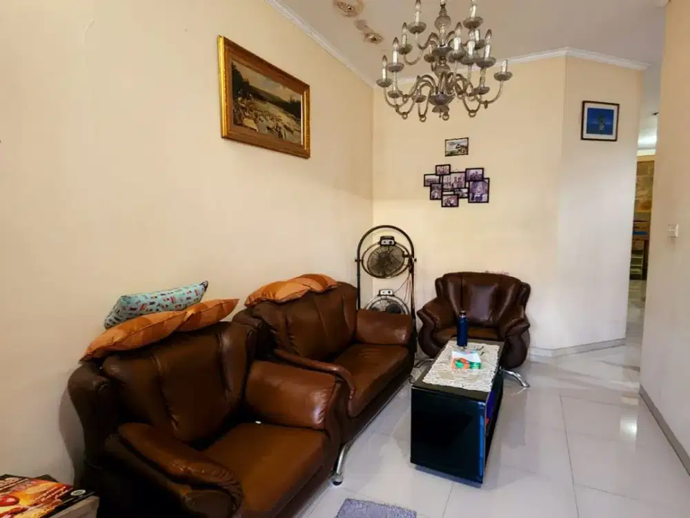 DIJUAL RUMAH LOKASI STRATEGIS DI SUMMAGUNG III KELAPA GADING JAKARTA UTARA