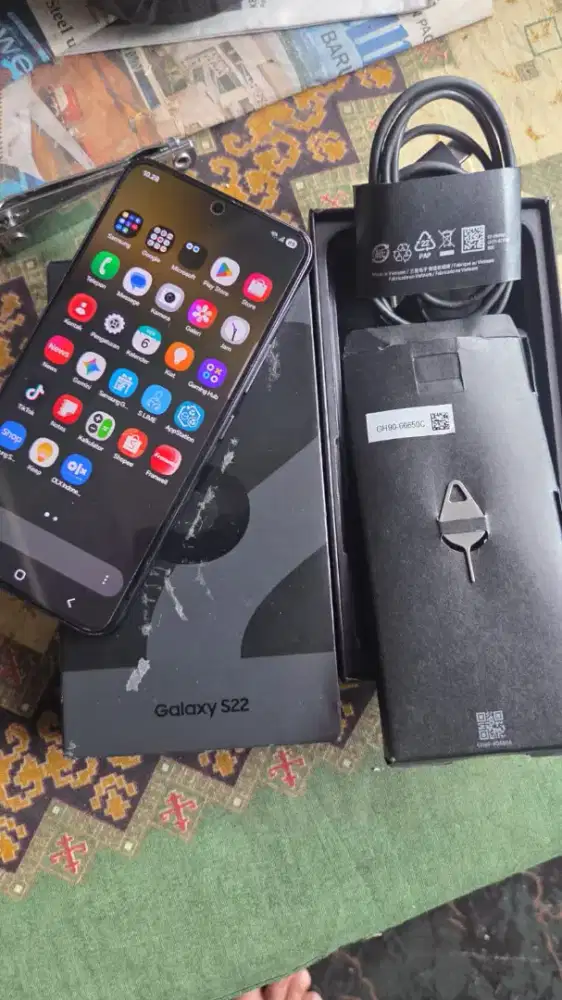 Samsung S22 basic. hitam 8/256 fullset ori