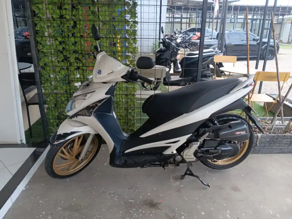 DEPOK Suzuki Hayate 125 ss lengkap bisa tukar tambah