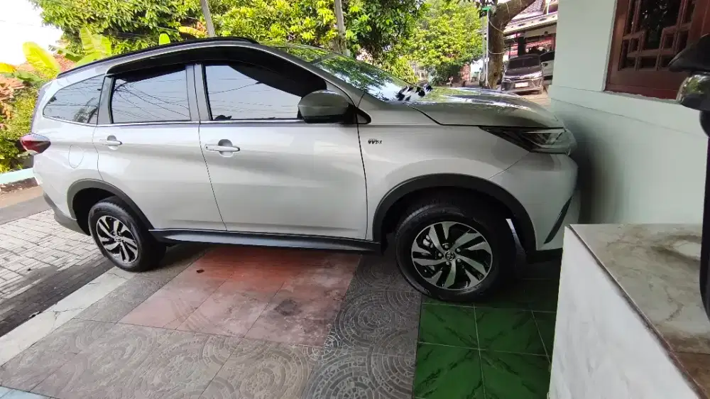 Toyota New Rush 1.5 G AT 2021