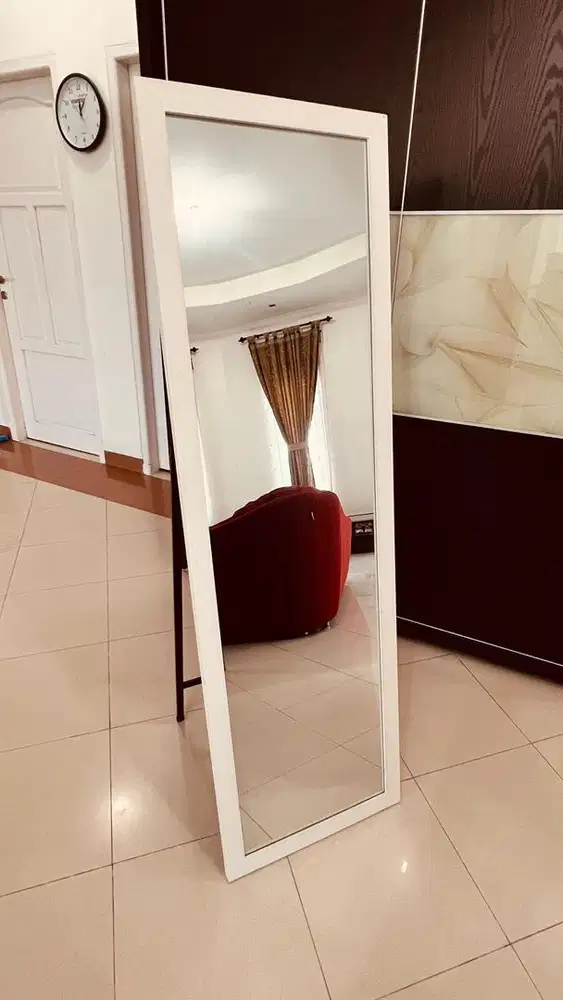 Standing Mirror / Cermin Kaca Informa
