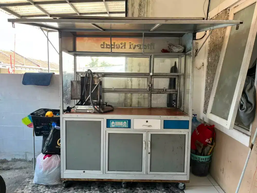 Etalase Usaha Kebab