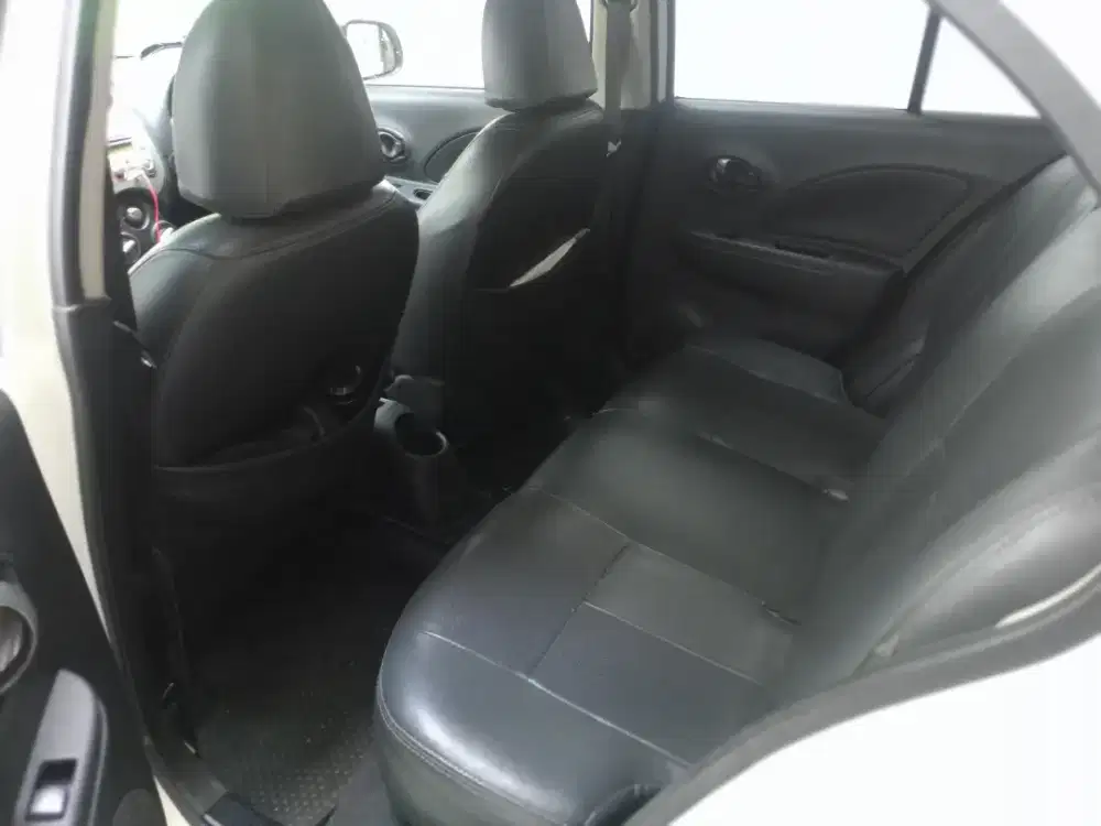Nissan March 2013