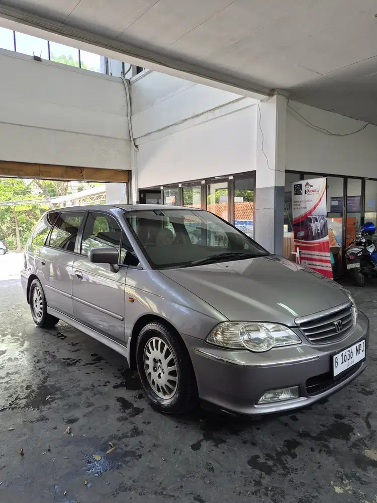 Honda Odyssey 3.0 V6 Tahun 2000