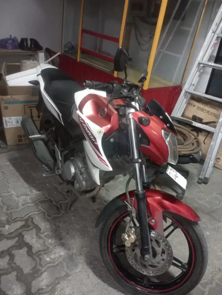 Motor Vixion 2013