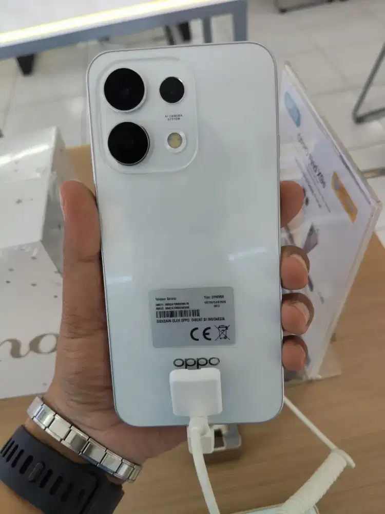 Oppo Reno 16 F 5G free voucher 200k