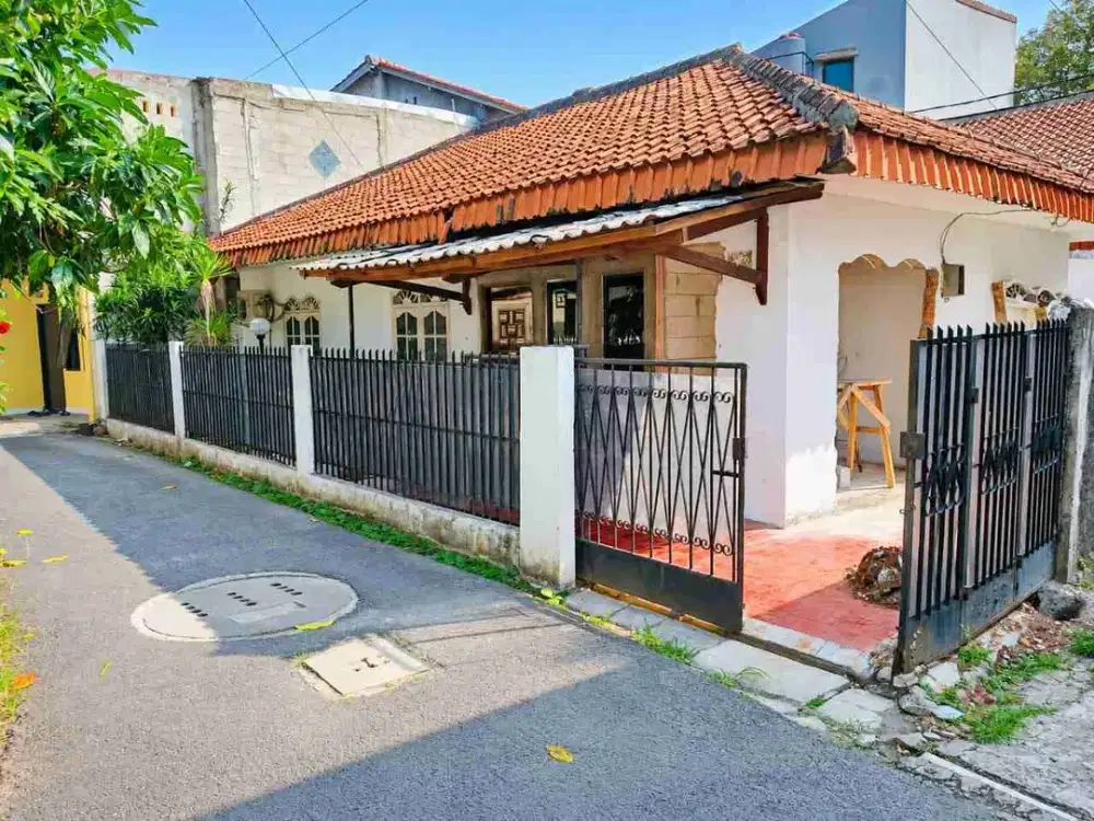 Dijual cepat Rumah Strategis Ciganjur Jakarta Selatan