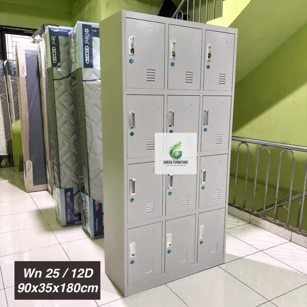 Locker besi kantor locker karyawan tempat penyimpanan